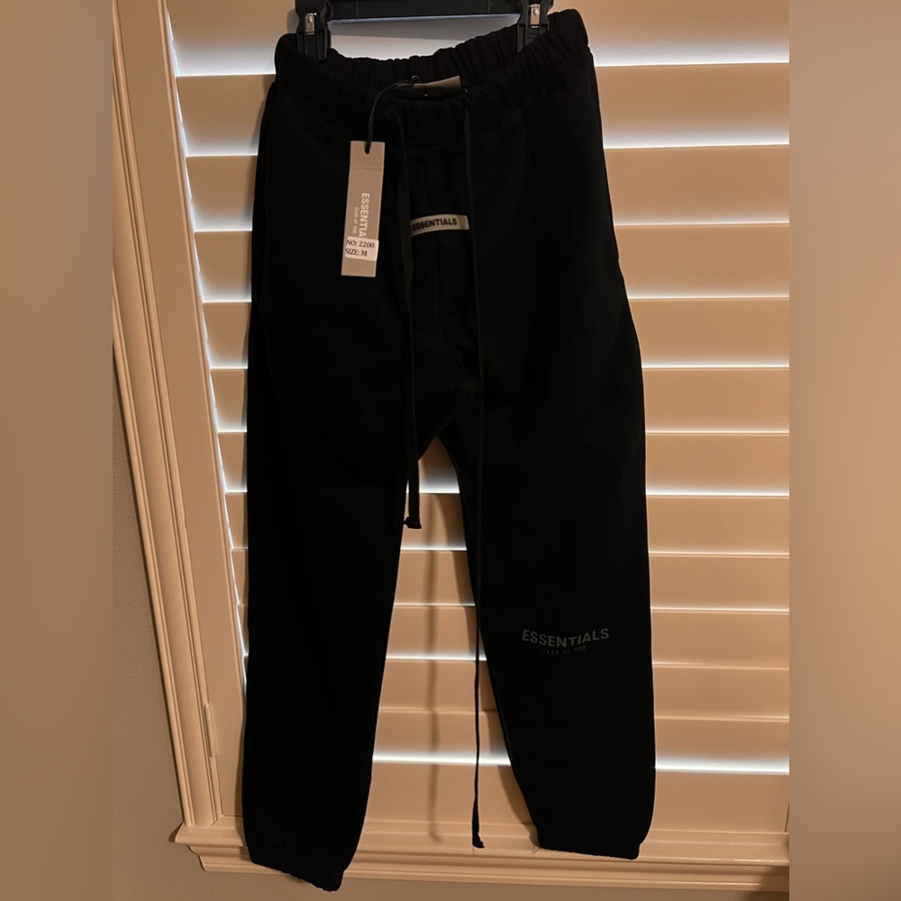 Essentials Sweatpants